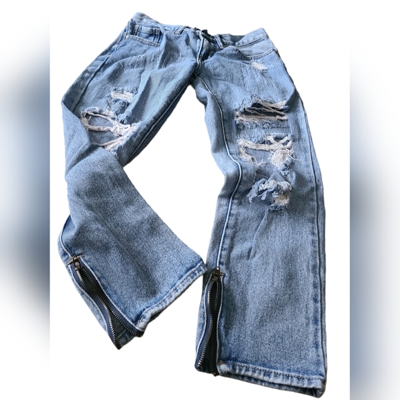 KENDALL & KYLIE | DISTRESSED JEANS WITH ZIP UP ANKLE | SIZE 23 - Picture 3 of 10